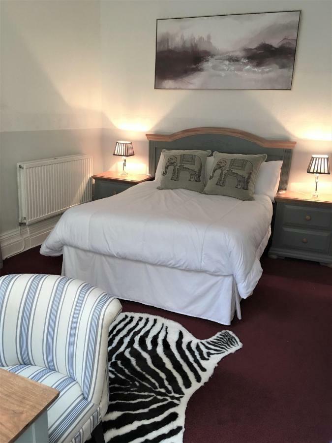 Woodlands Apartment